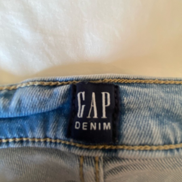 GAP Jeans - Picture 3 of 4